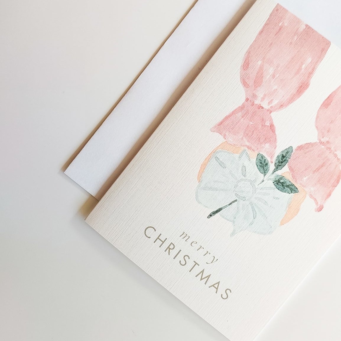 GREETING CARD | PURPLE CHRISTMAS GIFTING HANDS